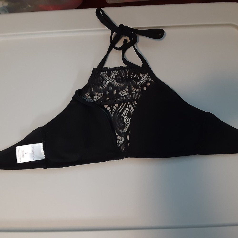 Xhilaration Stringy Solid Knot Front High Neckline Lace Bikini Top - Picture 7 of 8